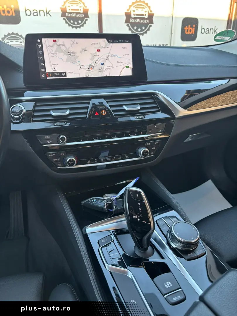 BMW 520 G31 2018 XDRIVE 2.0