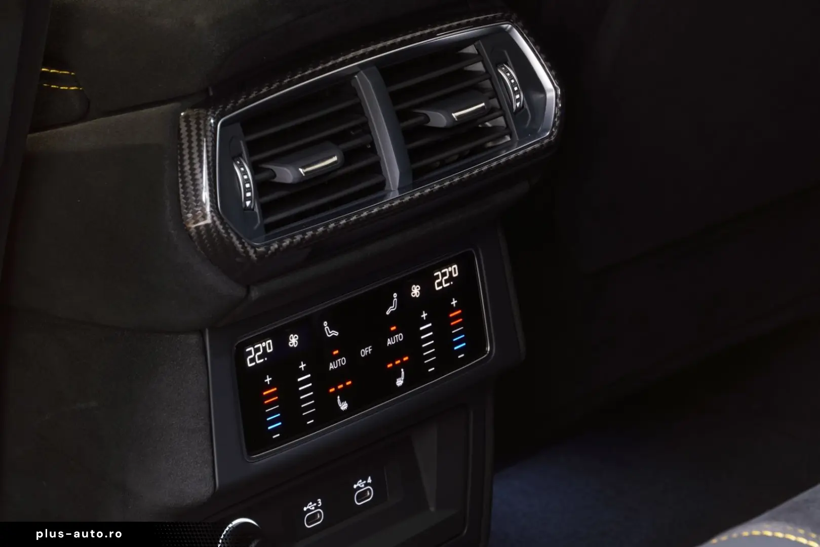 LAMBORGHINI Urus Performante