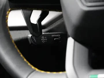 LAMBORGHINI Urus Performante