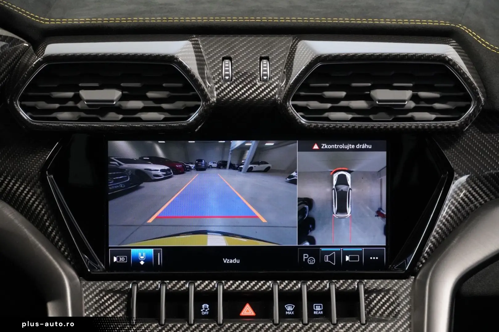 LAMBORGHINI Urus Performante