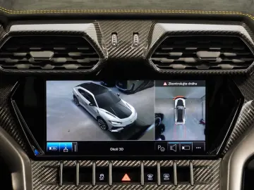 LAMBORGHINI Urus Performante