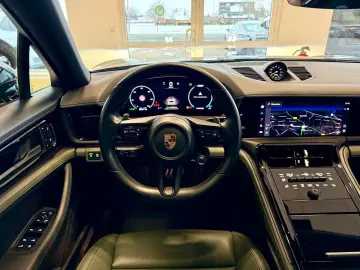 PORSCHE Panamera 4S E-Hybrid SportDesign ACC Panorama