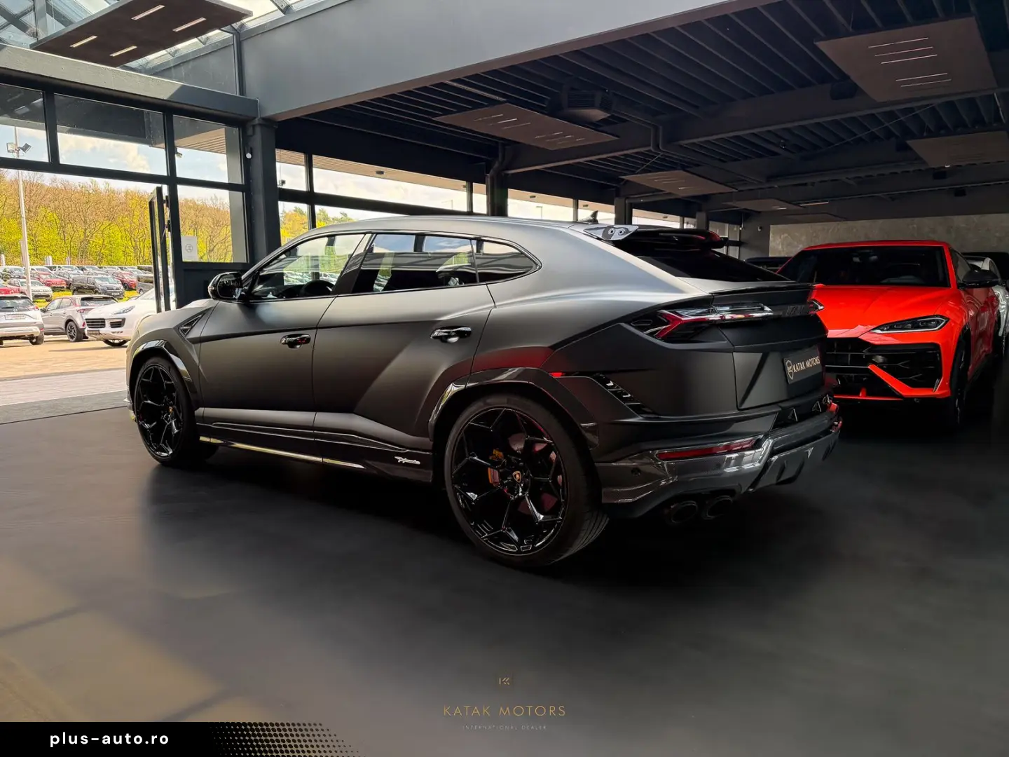 LAMBORGHINI URUS PERFORMANTE V8 CARBON B&O 3D PANO MATT MY25