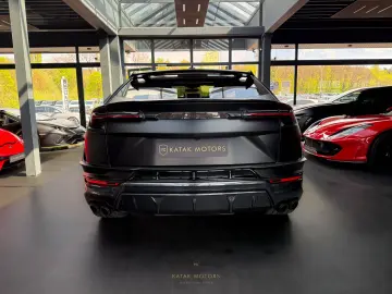 LAMBORGHINI URUS PERFORMANTE V8 CARBON B&O 3D PANO MATT MY25
