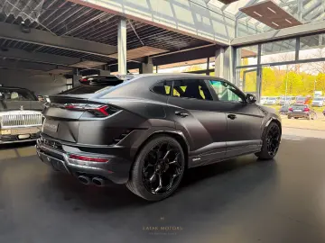 LAMBORGHINI URUS PERFORMANTE V8 CARBON B&O 3D PANO MATT MY25