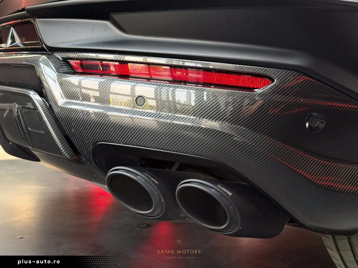 LAMBORGHINI URUS PERFORMANTE V8 CARBON B&O 3D PANO MATT MY25