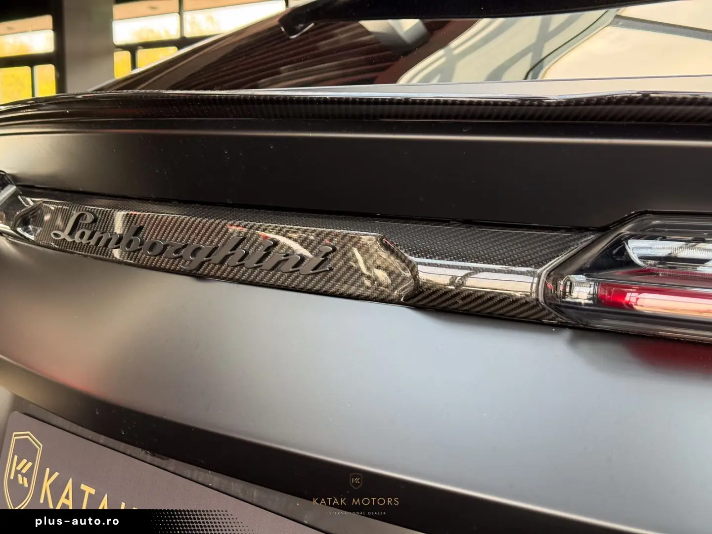 LAMBORGHINI URUS PERFORMANTE V8 CARBON B&O 3D PANO MATT MY25