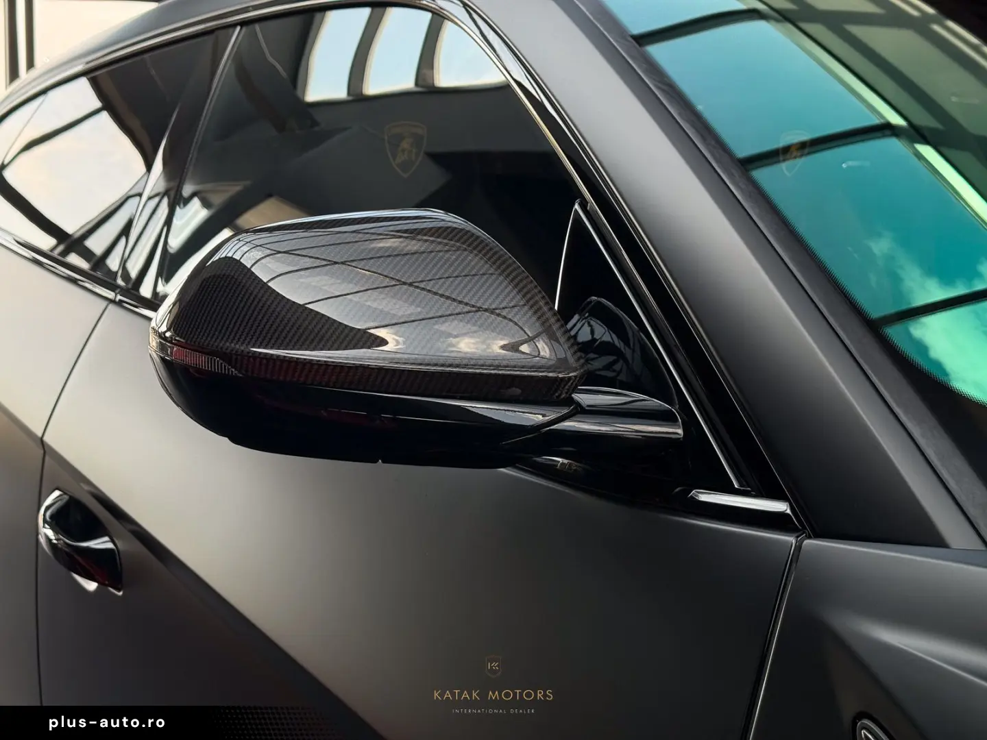 LAMBORGHINI URUS PERFORMANTE V8 CARBON B&O 3D PANO MATT MY25