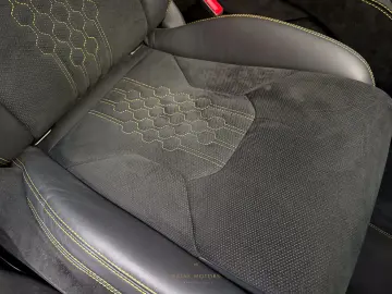 LAMBORGHINI URUS PERFORMANTE V8 CARBON B&O 3D PANO MATT MY25