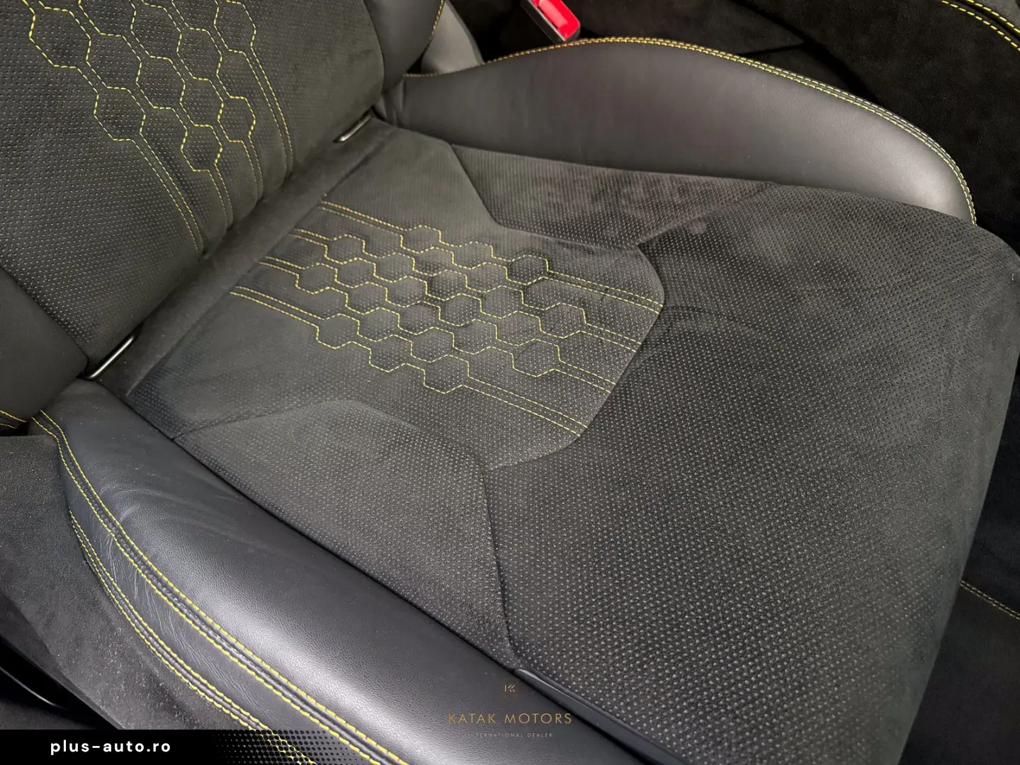 LAMBORGHINI URUS PERFORMANTE V8 CARBON B&O 3D PANO MATT MY25