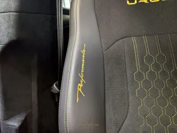 LAMBORGHINI URUS PERFORMANTE V8 CARBON B&O 3D PANO MATT MY25