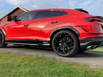 LAMBORGHINI Urus PERFORMANTE CARBON B&O MASSAGE PANO-PROD.25