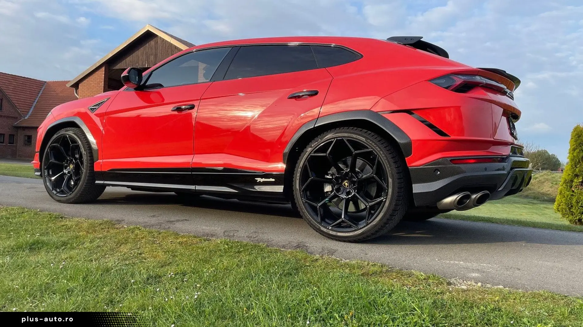 LAMBORGHINI Urus PERFORMANTE CARBON B&O MASSAGE PANO-PROD.25