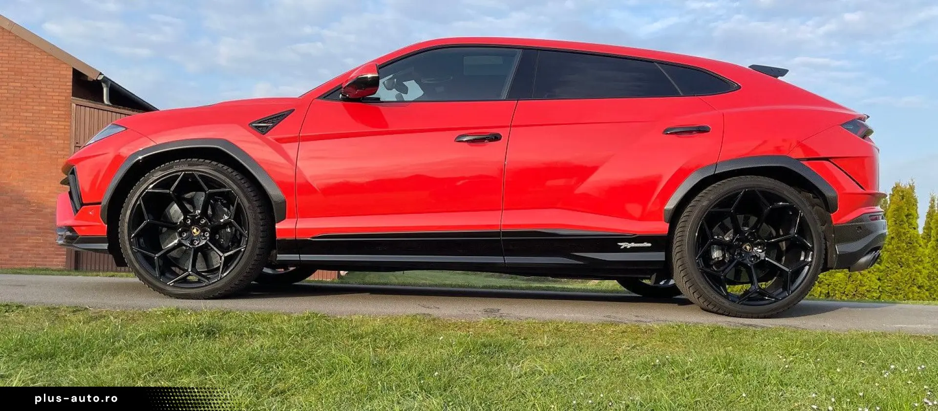 LAMBORGHINI Urus PERFORMANTE CARBON B&O MASSAGE PANO-PROD.25