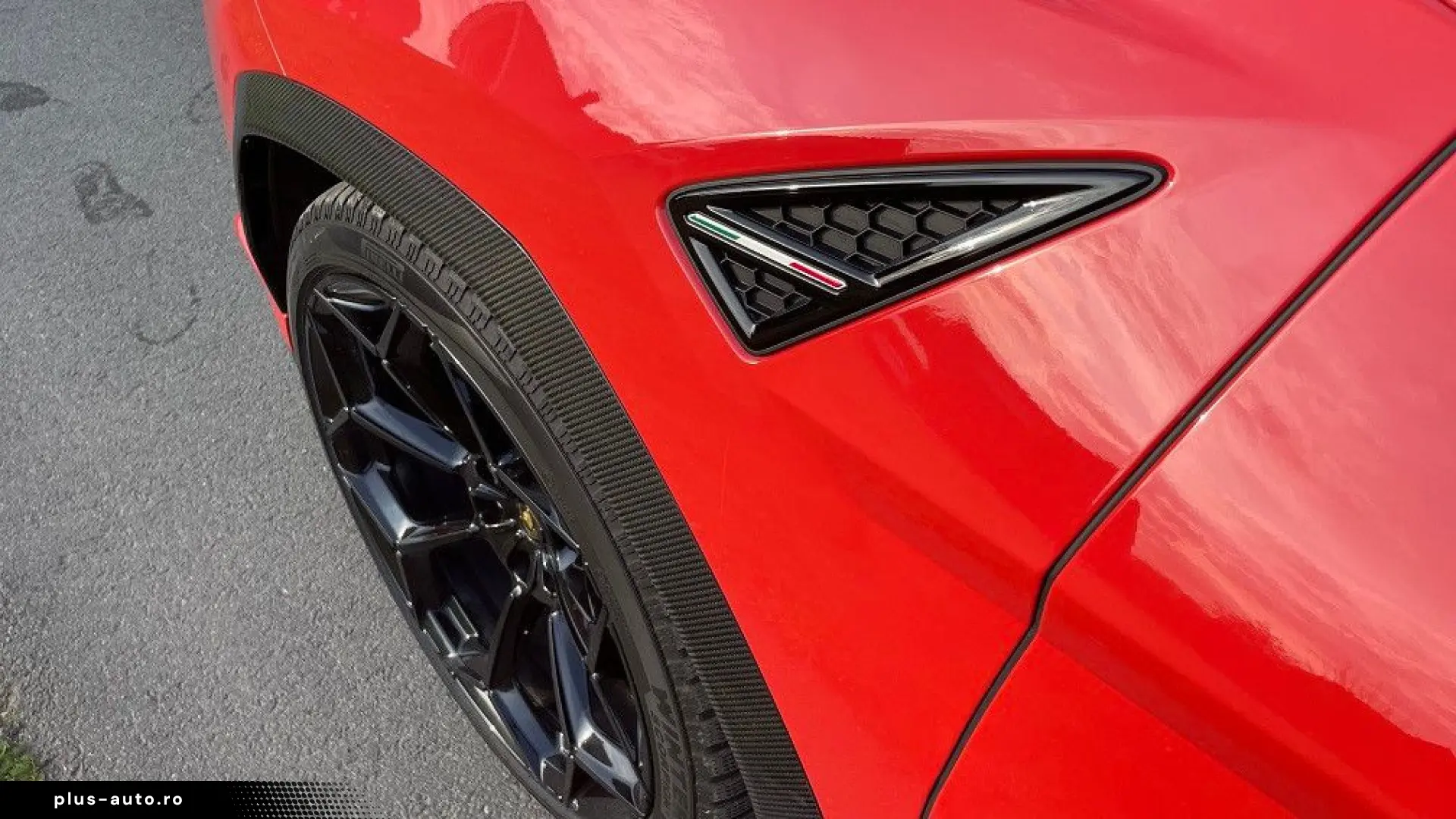 LAMBORGHINI Urus PERFORMANTE CARBON B&O MASSAGE PANO-PROD.25