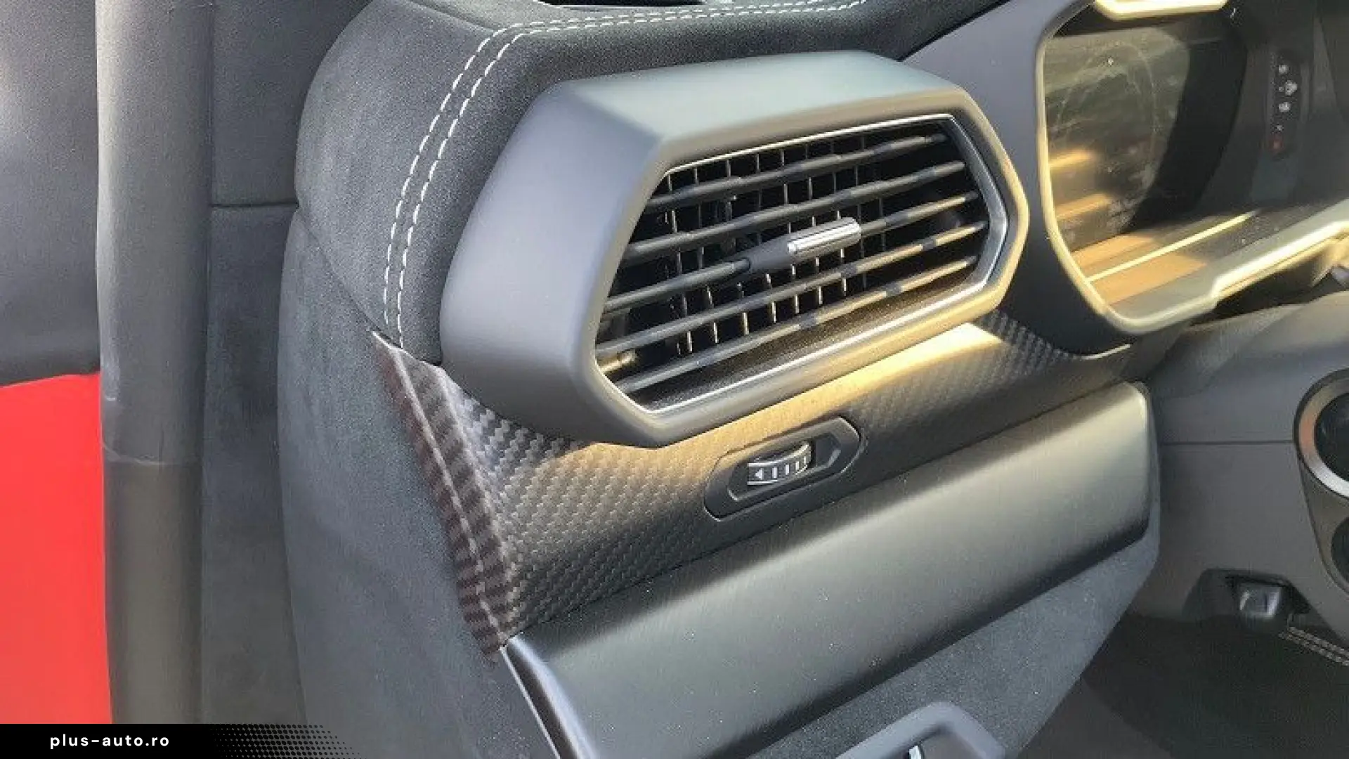 LAMBORGHINI Urus PERFORMANTE CARBON B&O MASSAGE PANO-PROD.25