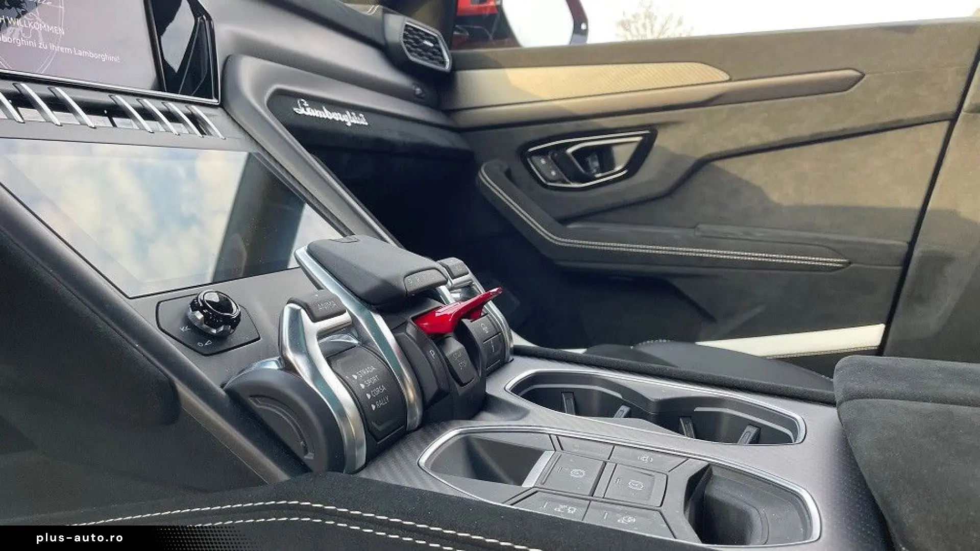 LAMBORGHINI Urus PERFORMANTE CARBON B&O MASSAGE PANO-PROD.25