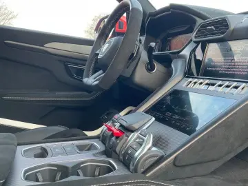 LAMBORGHINI Urus PERFORMANTE CARBON B&O MASSAGE PANO-PROD.25