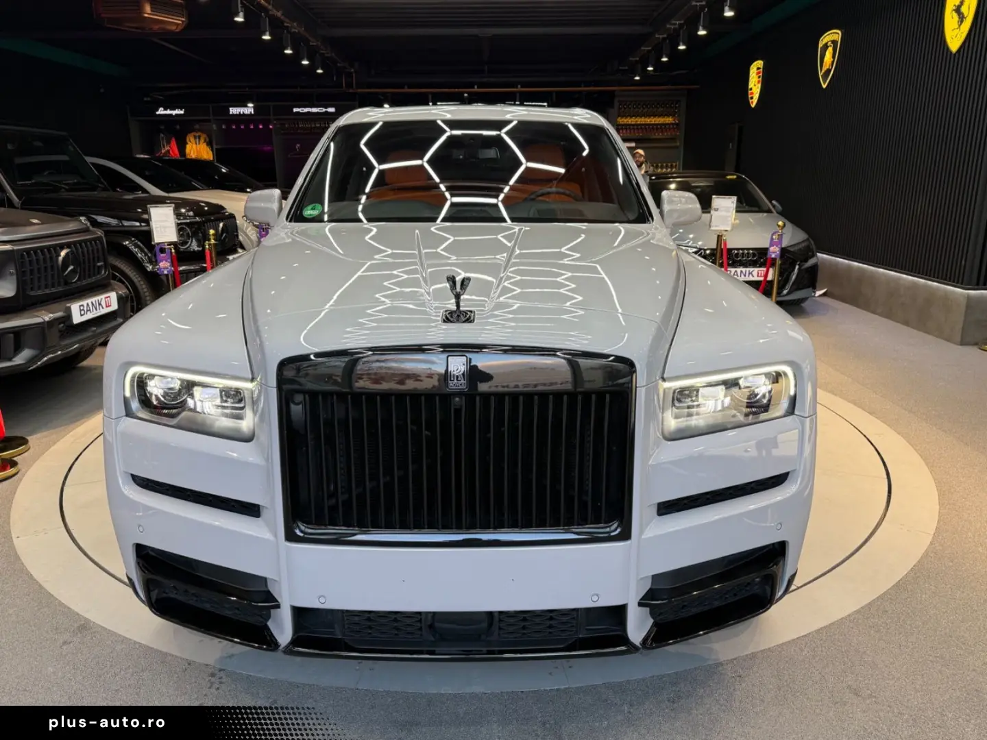 ROLLS ROYCE CULLINAN BLACK BADGE MC MANDARIN