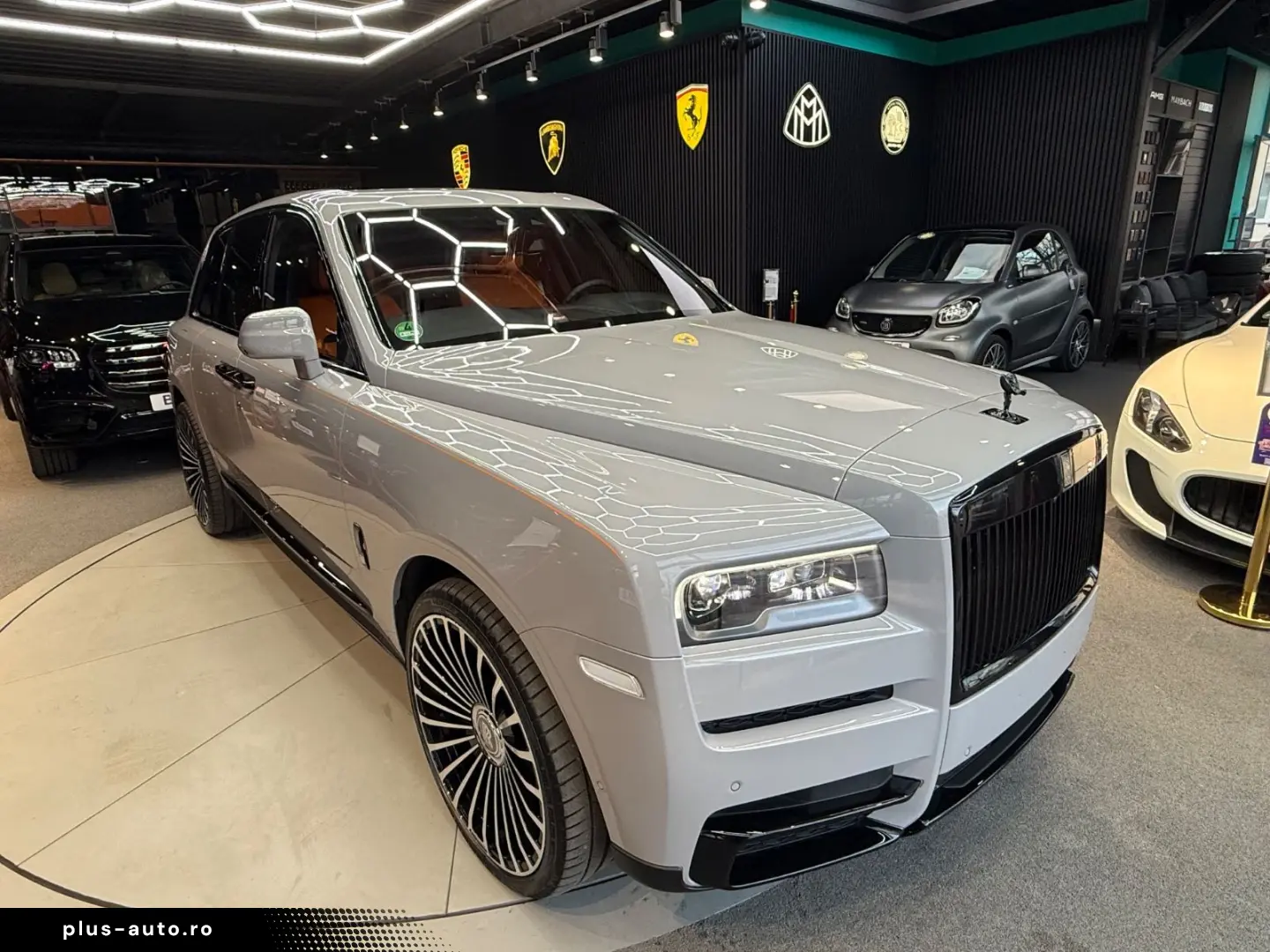 ROLLS ROYCE CULLINAN BLACK BADGE MC MANDARIN