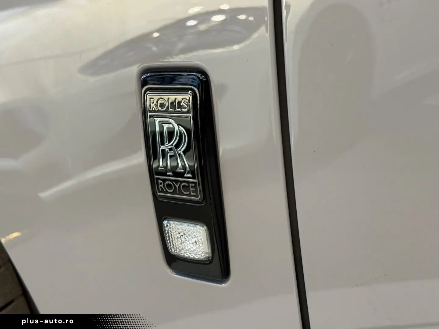 ROLLS ROYCE CULLINAN BLACK BADGE MC MANDARIN