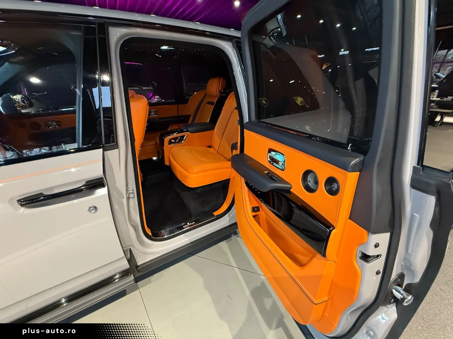 ROLLS ROYCE CULLINAN BLACK BADGE MC MANDARIN