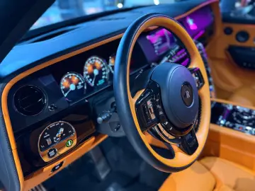 ROLLS ROYCE CULLINAN BLACK BADGE MC MANDARIN