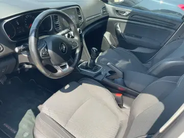 Renault Megane 1.3 140cp