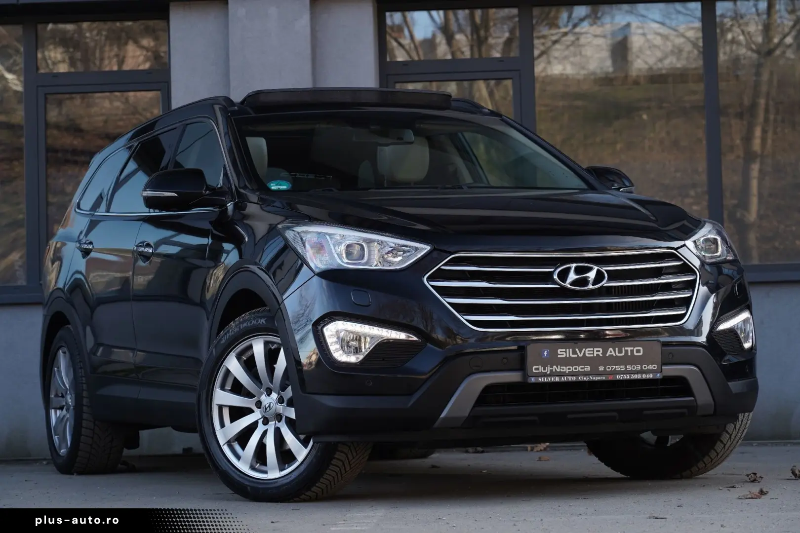 Hyundai Grand-Santa-Fe