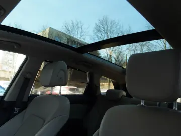 Hyundai Grand-Santa-Fe