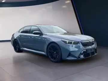 BMW M5 Limousine ParkPro DrivAssistPro