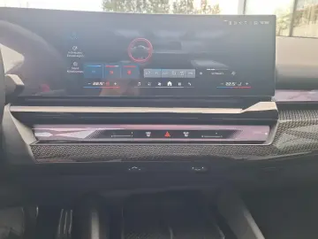 BMW M5 Limousine ParkPro DrivAssistPro