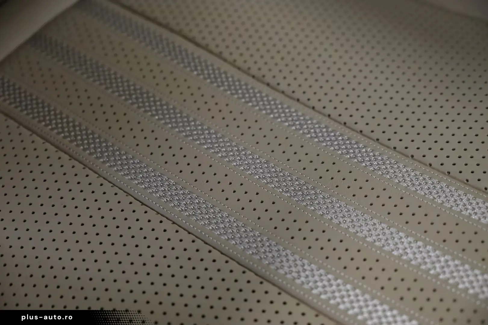 Aston Martin DBX 707   China Grey   Sandstorm