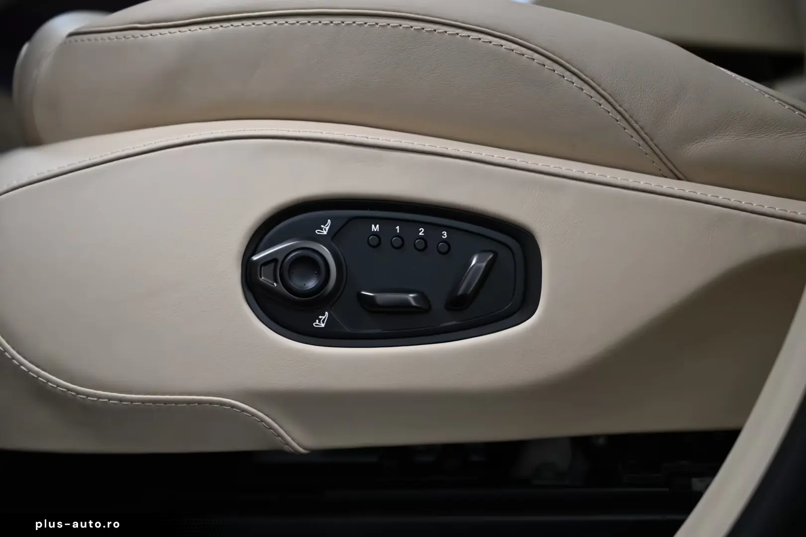 Aston Martin DBX 707   China Grey   Sandstorm