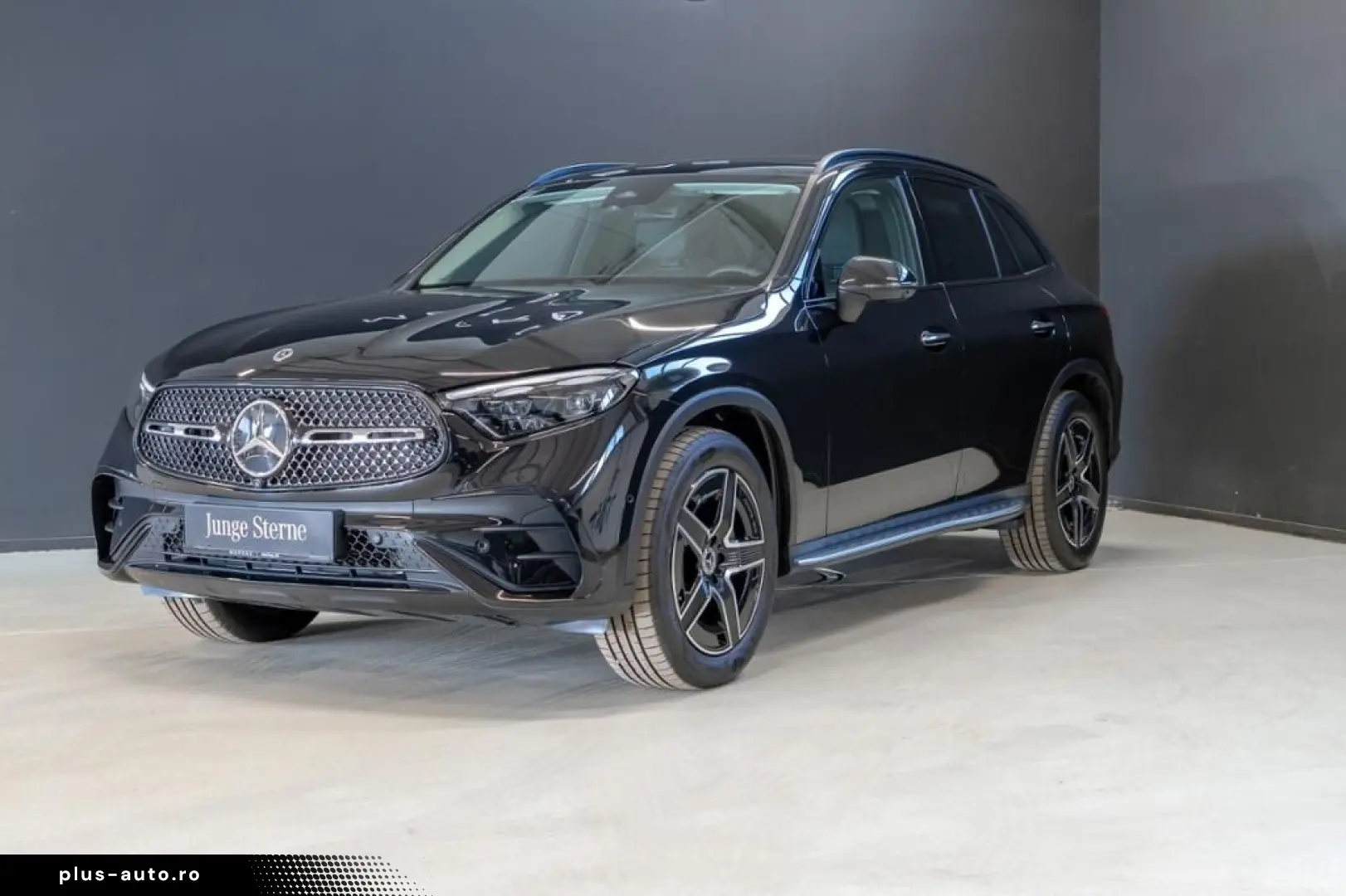 MERCEDES-BENZ GLC 300 d 4M  AMG Night Digital Pano AHK PREM