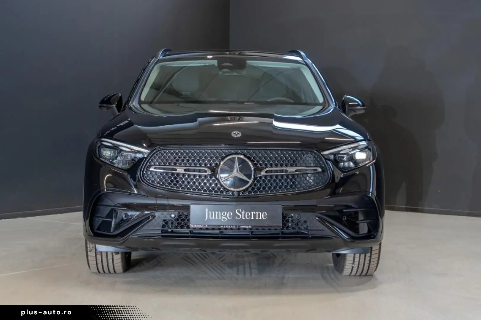 MERCEDES-BENZ GLC 300 d 4M  AMG Night Digital Pano AHK PREM