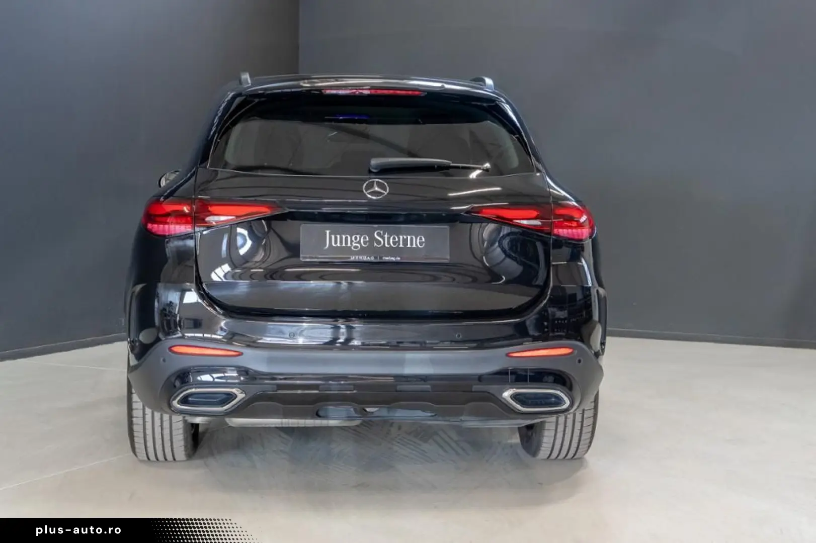 MERCEDES-BENZ GLC 300 d 4M  AMG Night Digital Pano AHK PREM