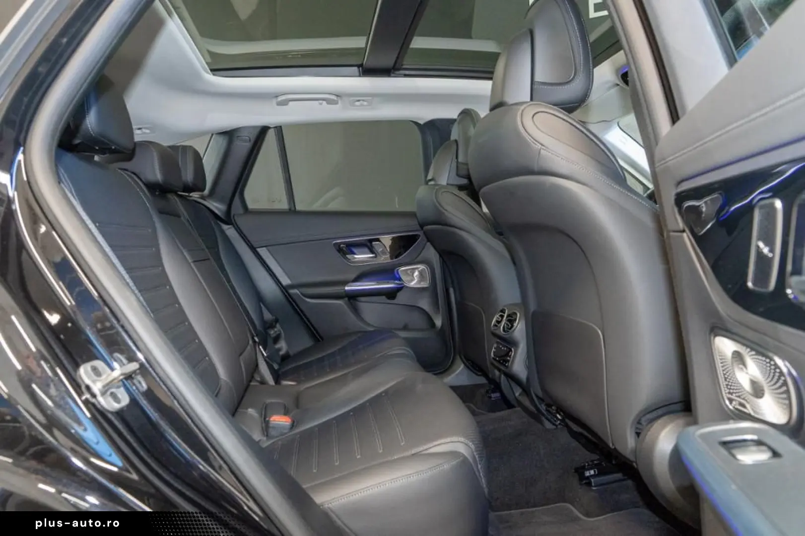 MERCEDES-BENZ GLC 300 d 4M  AMG Night Digital Pano AHK PREM