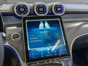 MERCEDES-BENZ GLC 300 d 4M  AMG Night Digital Pano AHK PREM