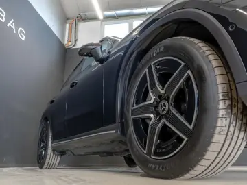 MERCEDES-BENZ GLC 300 d 4M  AMG Night Digital Pano AHK PREM