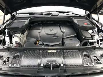 MERCEDES-BENZ GLS 350 d 4MATIC AMG MBUX Burm MBeam Night AHK