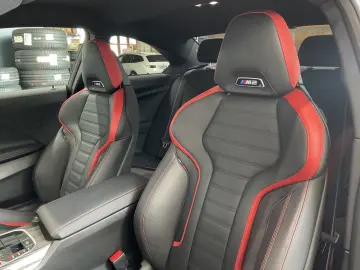 BMW M2 Coupé   M carbon roof