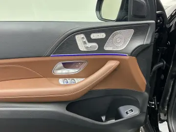 MERCEDES-BENZ GLS 450 d 4M AMG Distronic Multibeam 7Sitz