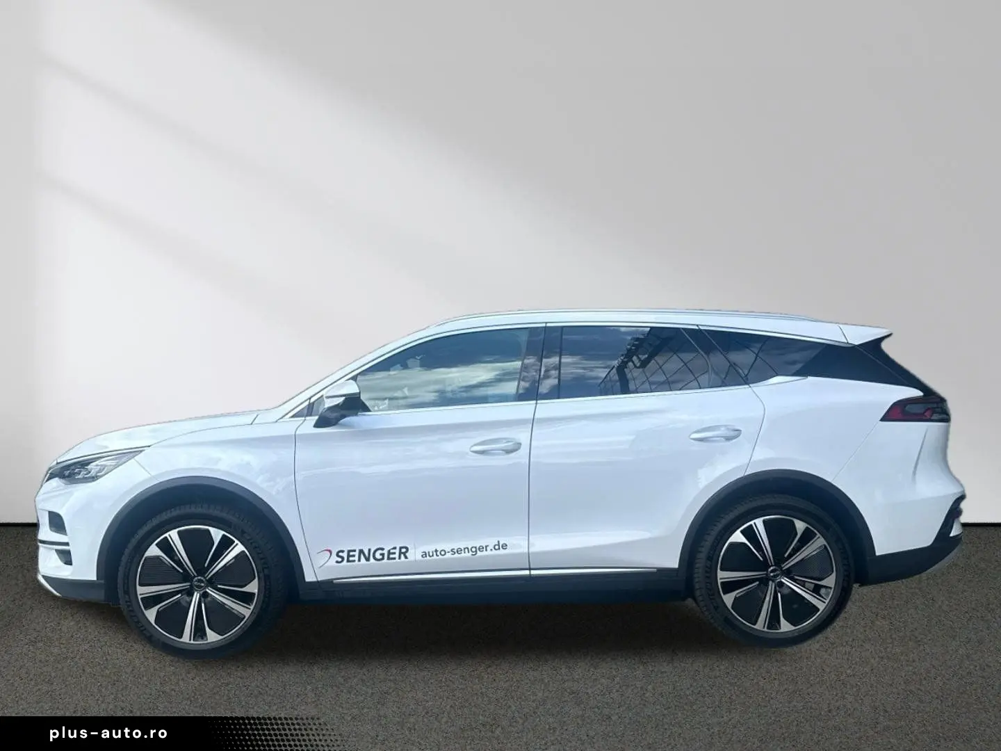 BYD TANG EV AWD 7-Seat Panorama Ambient FACELIFT