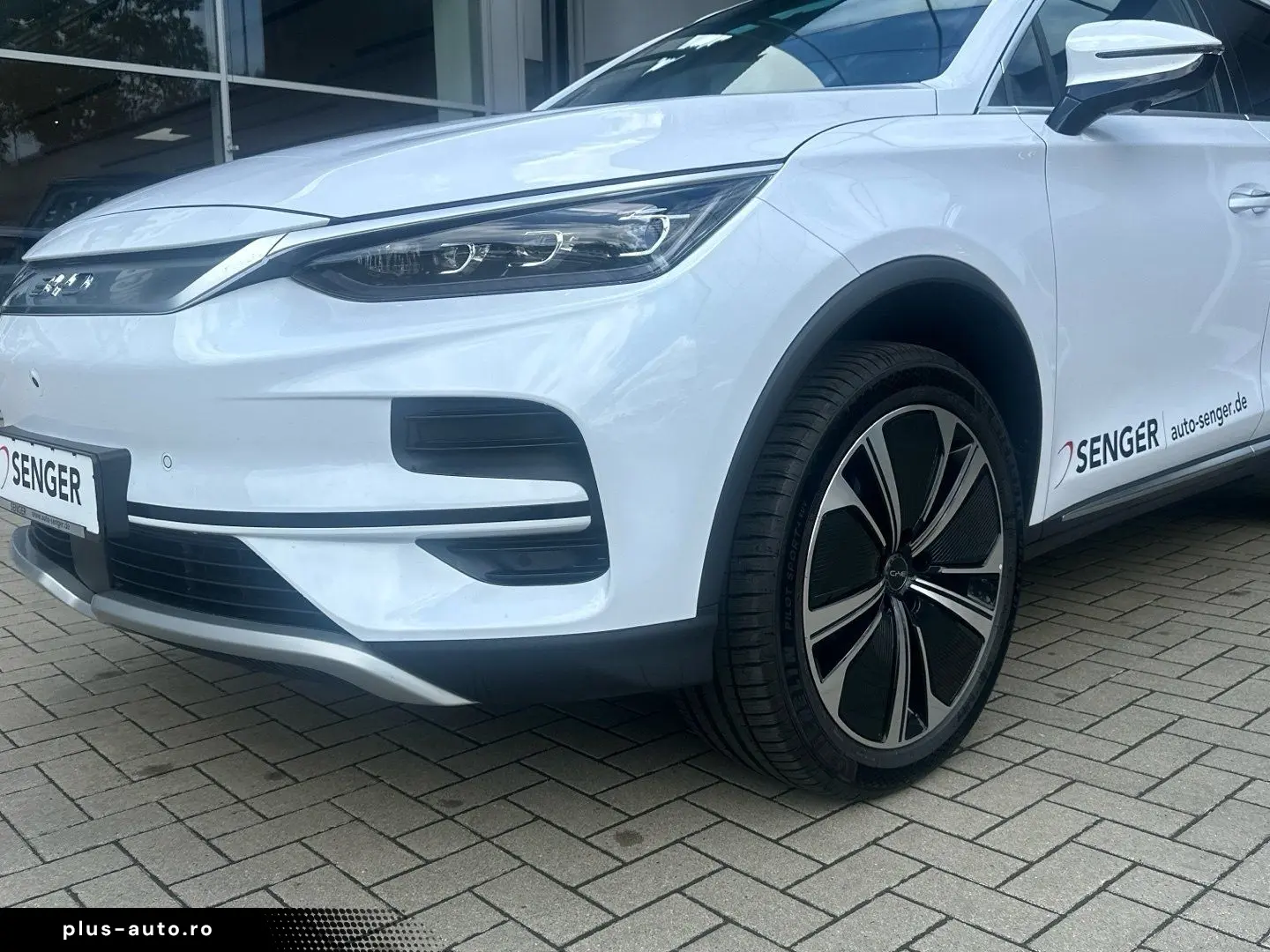 BYD TANG EV AWD 7-Seat Panorama Ambient FACELIFT