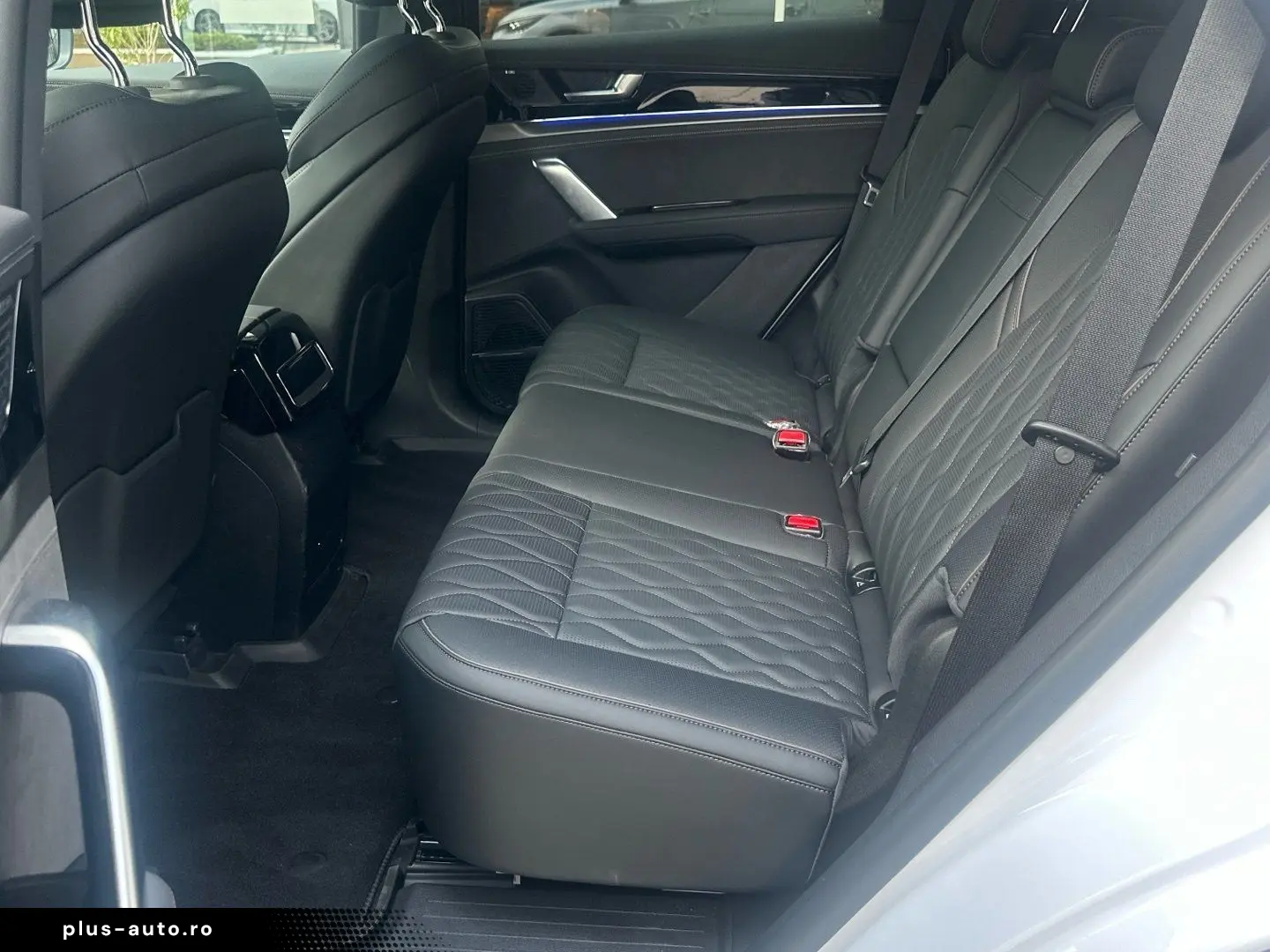 BYD TANG EV AWD 7-Seat Panorama Ambient FACELIFT