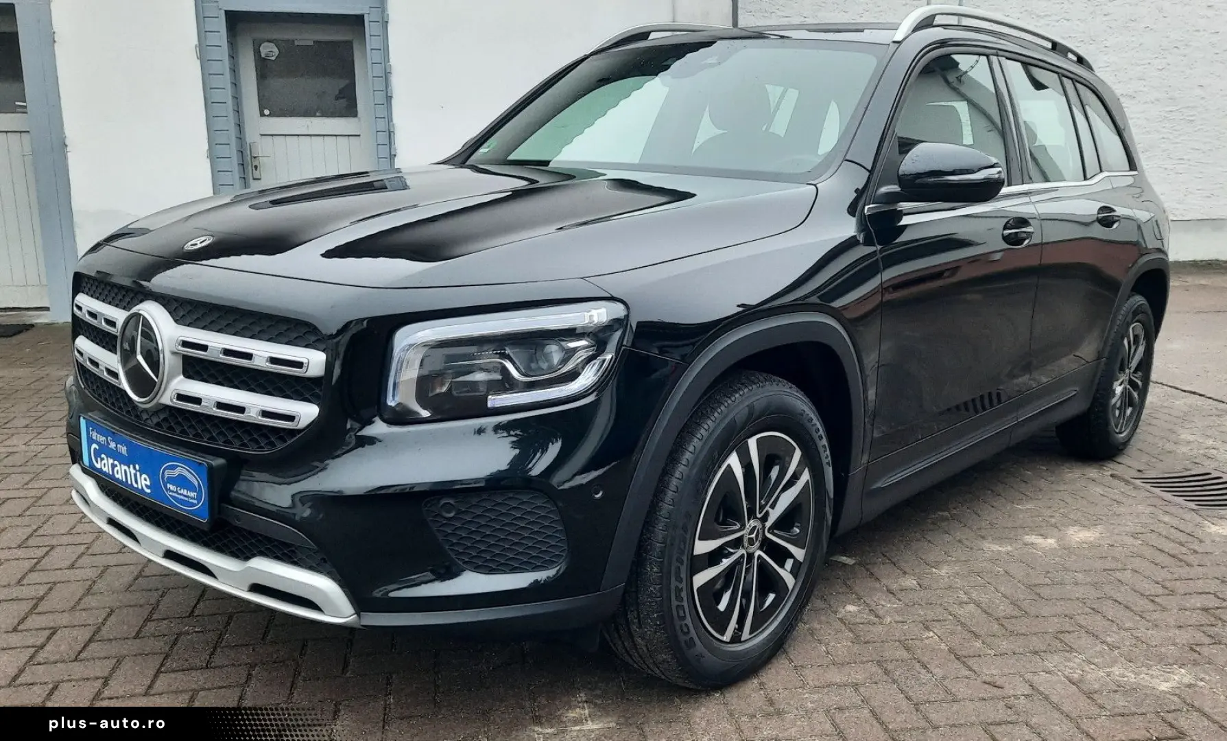 MERCEDES-BENZ GLB 200  7 locuri Distronic Camera