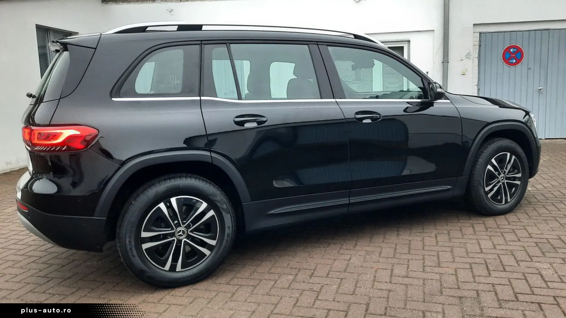 MERCEDES-BENZ GLB 200  7 locuri Distronic Camera