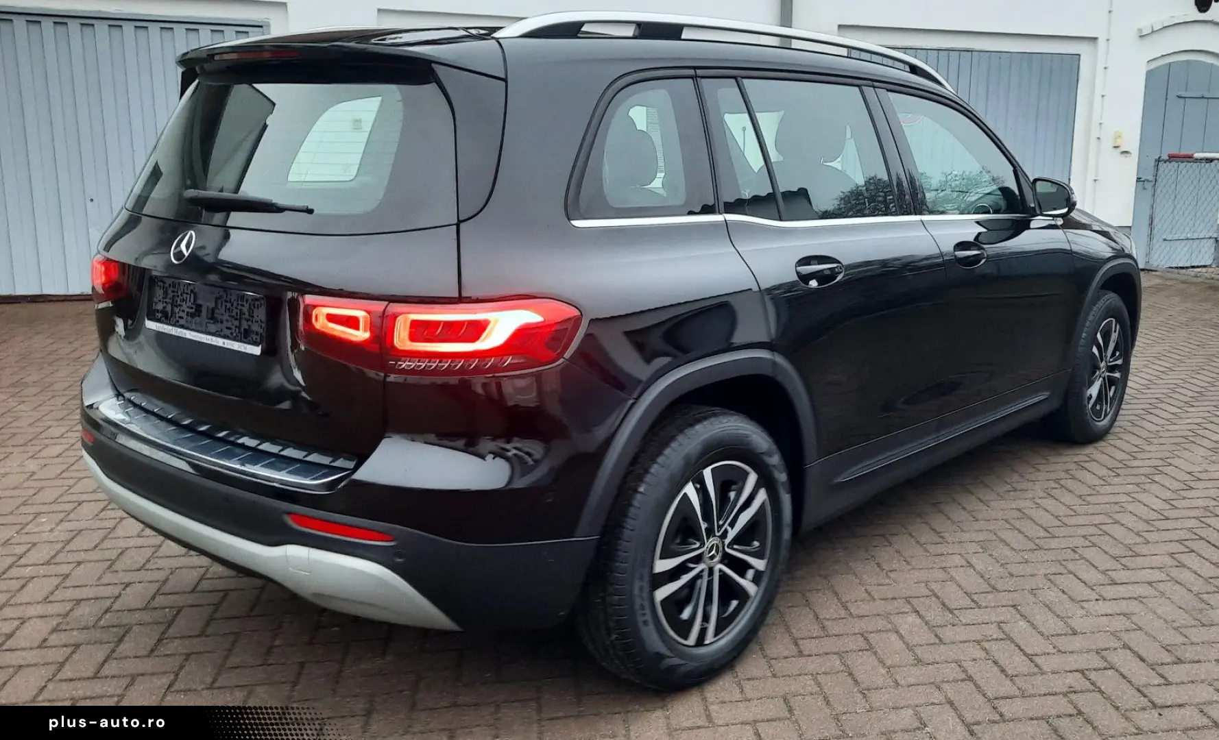 MERCEDES-BENZ GLB 200  7 locuri Distronic Camera