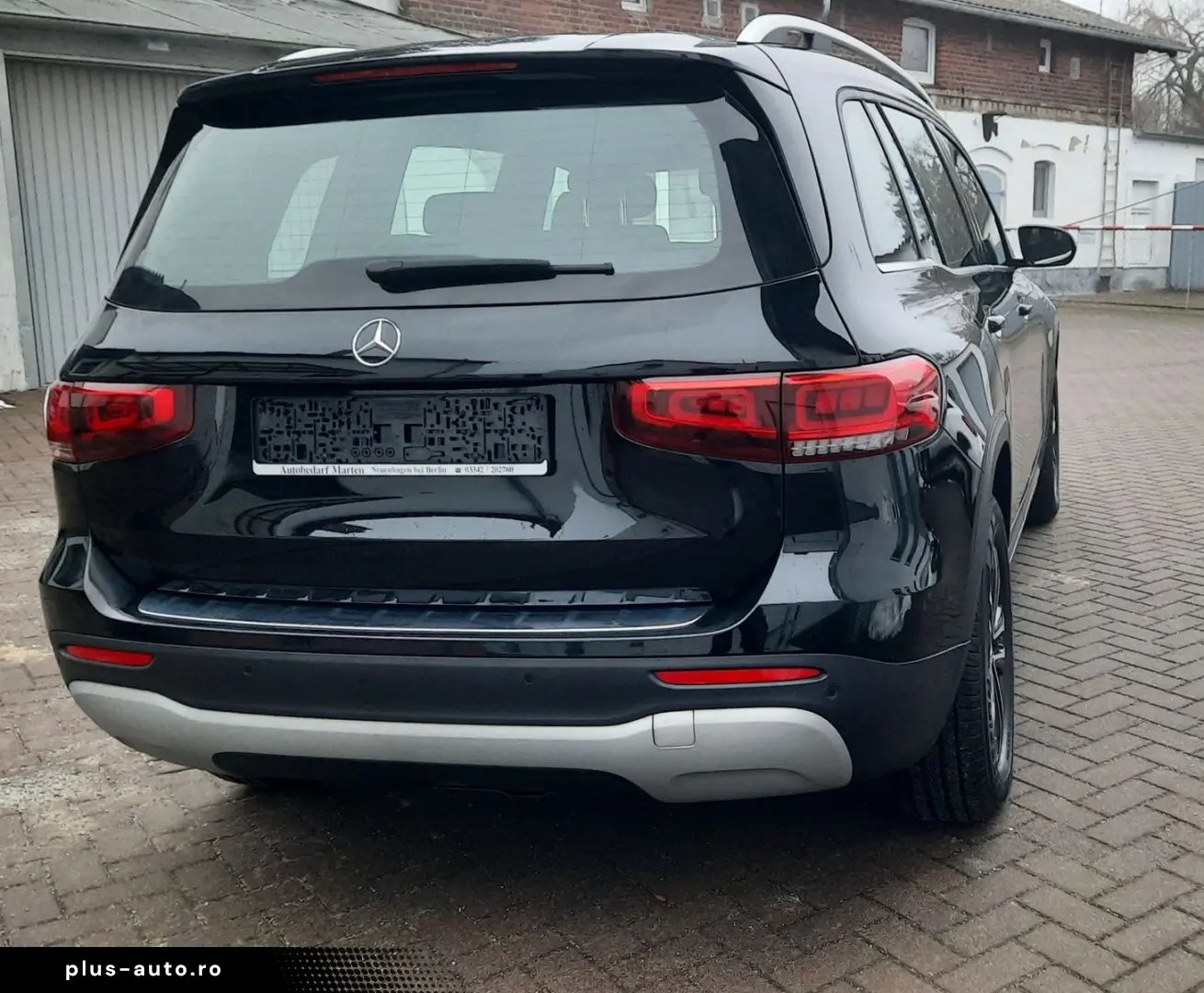 MERCEDES-BENZ GLB 200  7 locuri Distronic Camera